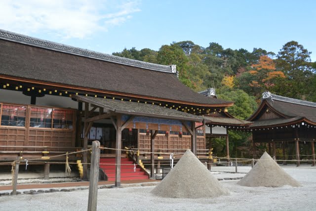 上賀茂神社細殿と立砂