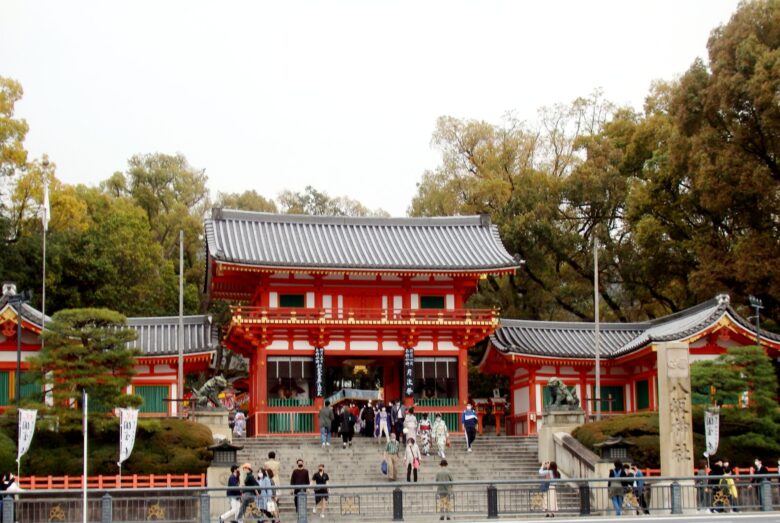 八坂神社西楼門を撮影した写真