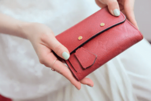福本莉子さんの財布を撮影した写真