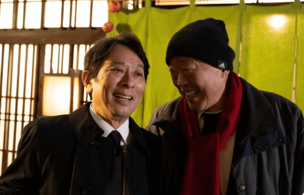 『ハザードランプ』映画の六平直政さんと金田明夫さんのシーンを撮影した写真